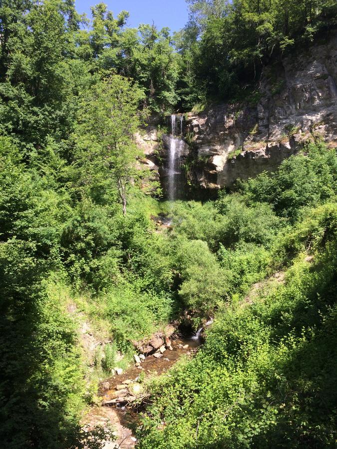 Guest Rooms Waterfall Smolyan Eksteriør billede
