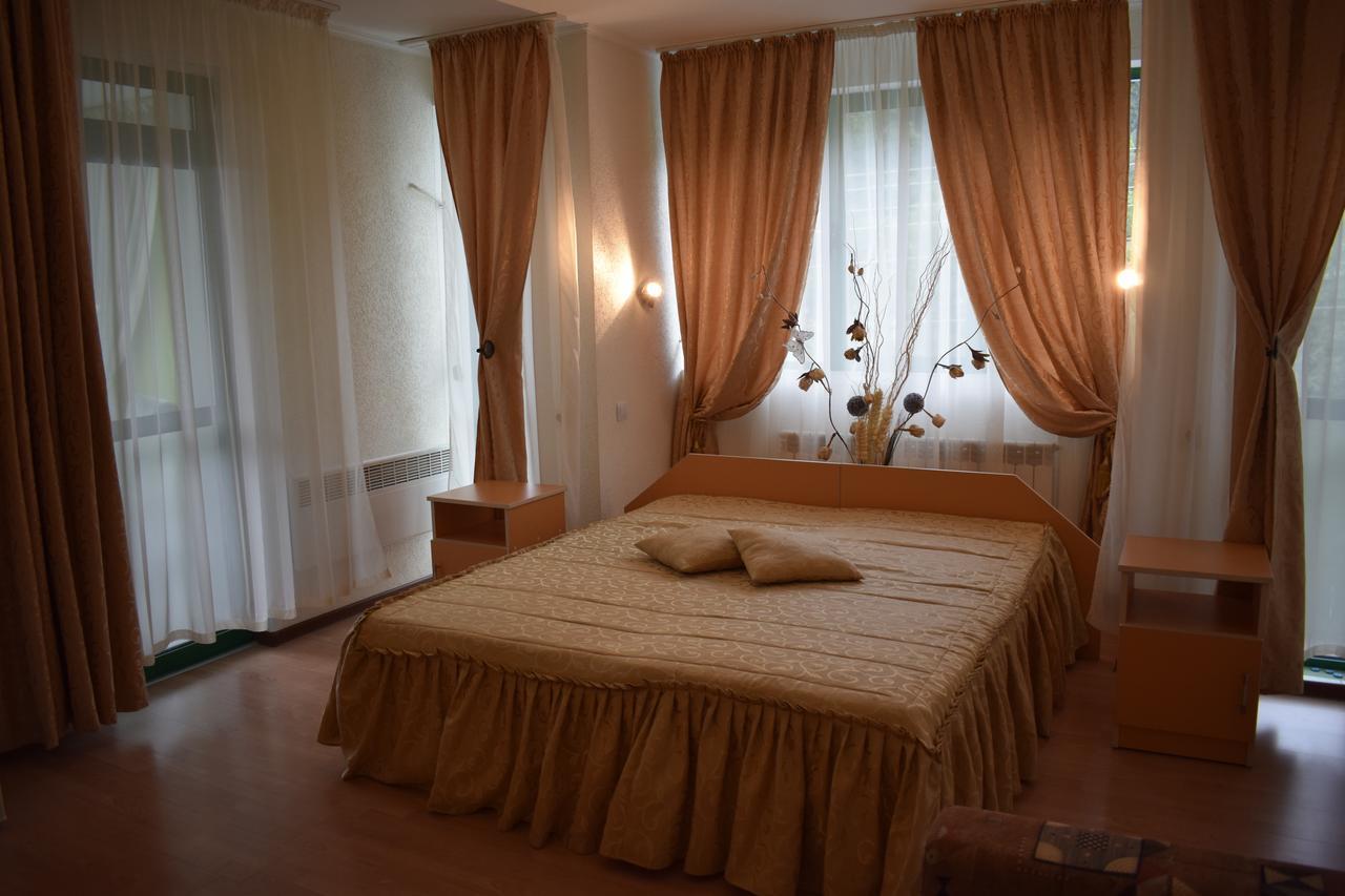 Guest Rooms Waterfall Smolyan Eksteriør billede